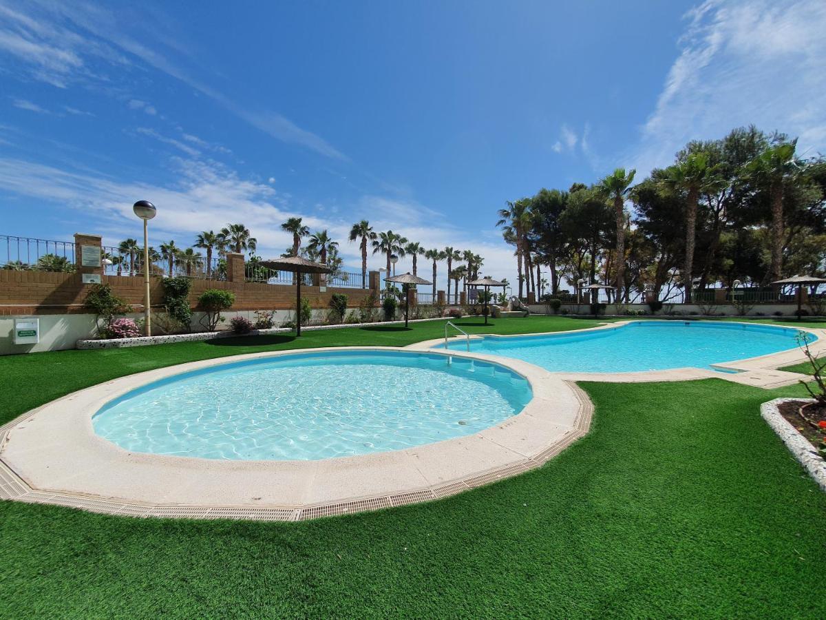 Apartamento Acapulco Holiday オロペサ・デル・マール エクステリア 写真